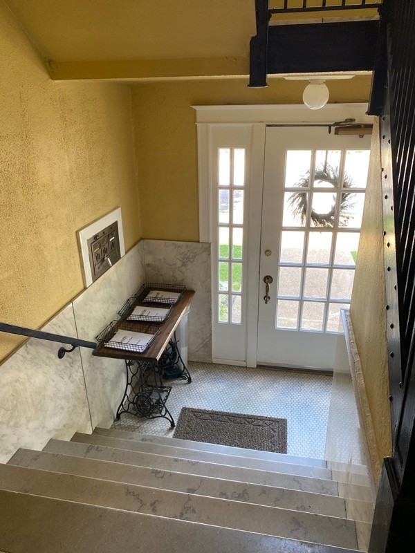 6324 Northwood Ave - Photo 3 of 26