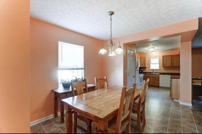 3758 Dunlane Ct - Photo 5 of 18