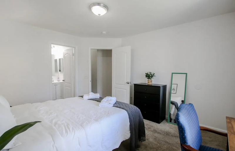 1506 E Henry St - Photo 4 of 23