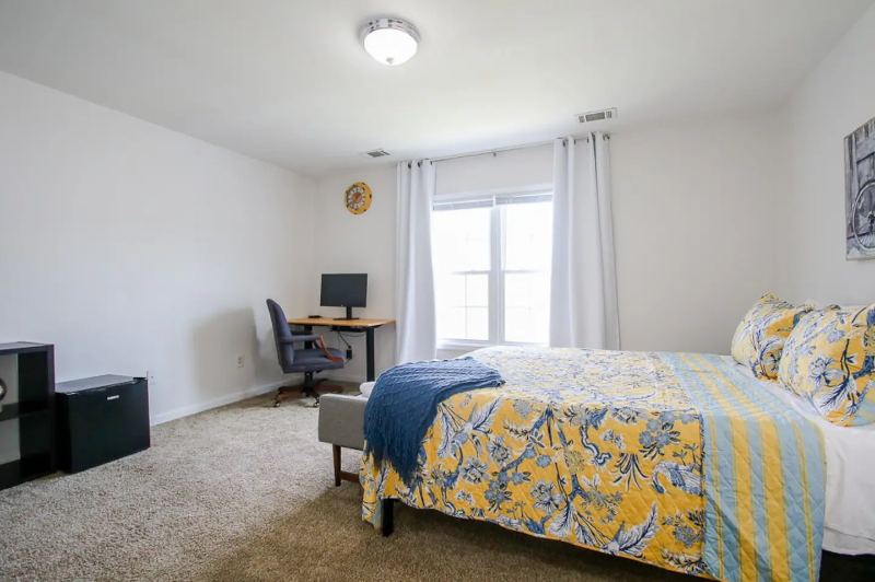 1506 E Henry St - Photo 6 of 23