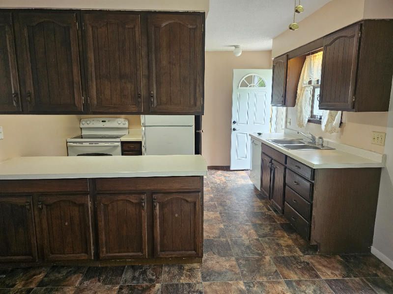 33 Garden Ct Nw #33-1-5 - Photo 5 of 15