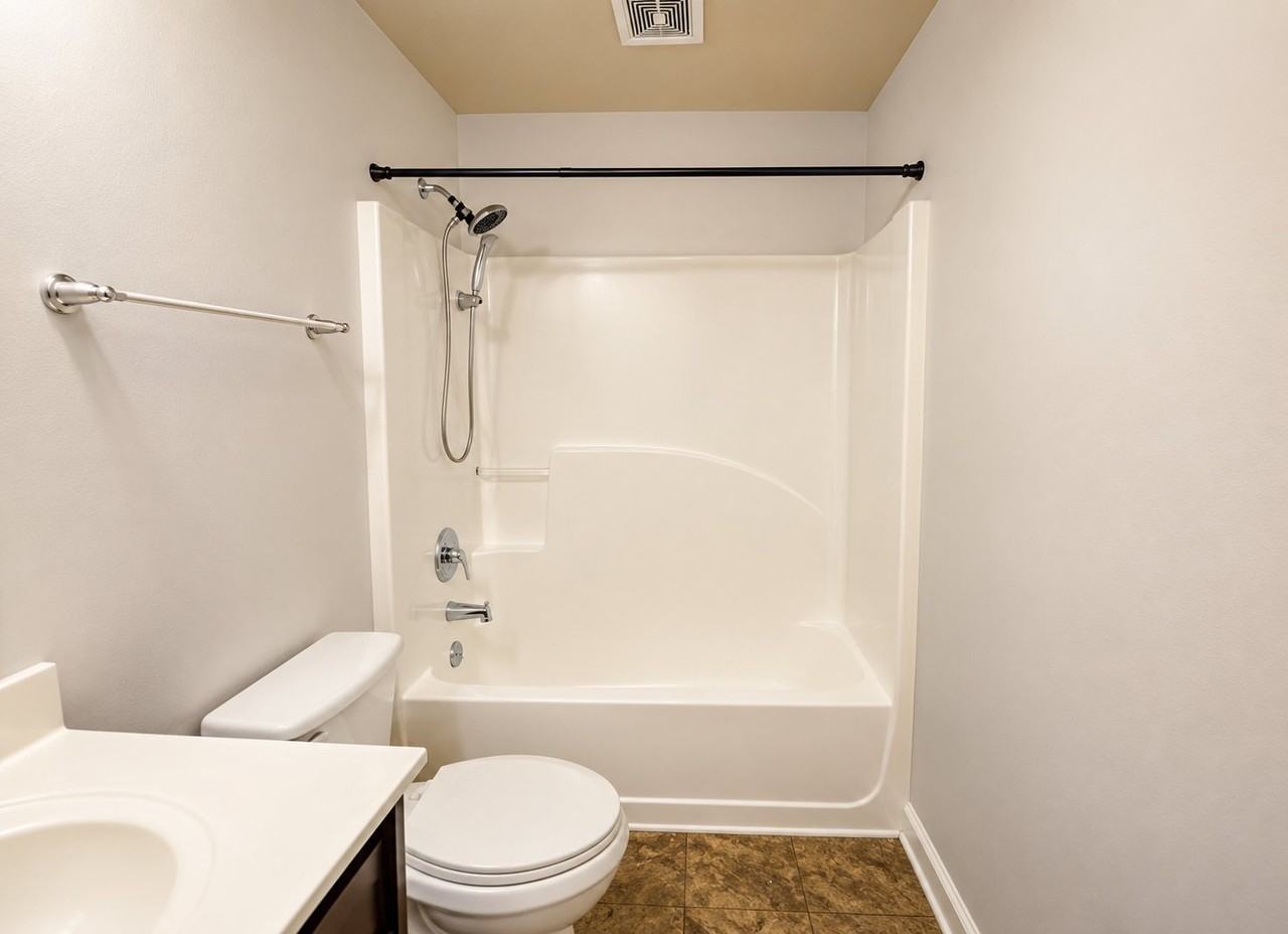 1592 Pressley Ln #4 - Photo 4 of 12