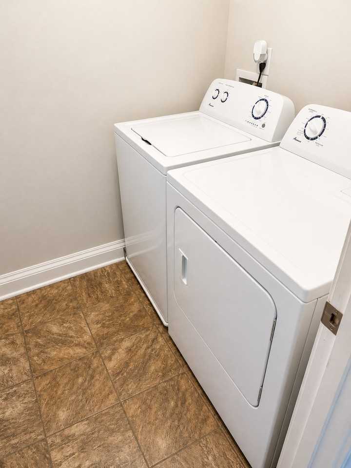 1592 Pressley Ln #4 - Photo 6 of 12