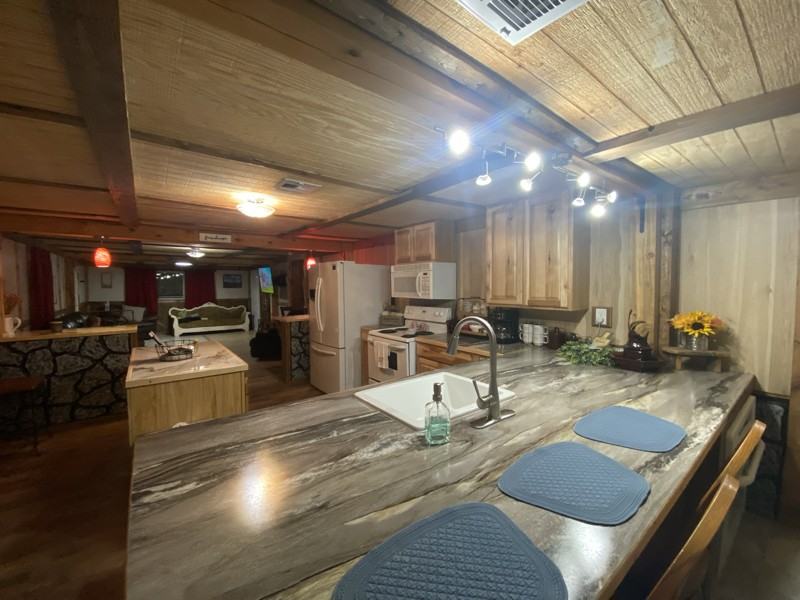 6144 Madison - Photo 4 of 16