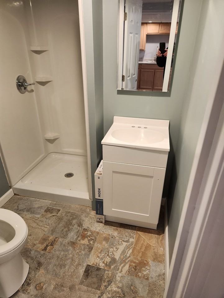 144 Oriole Rd #2 - Photo 7 of 11