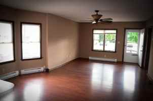 featured image of 105 S Apple St #1