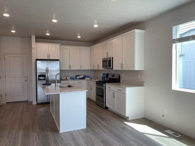 1129 W Early Light Way - Photo 6 of 22