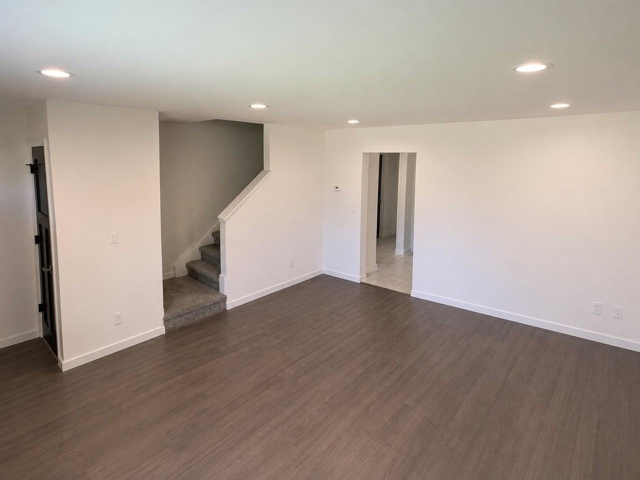 7451 S 75th St - Photo 5 of 18