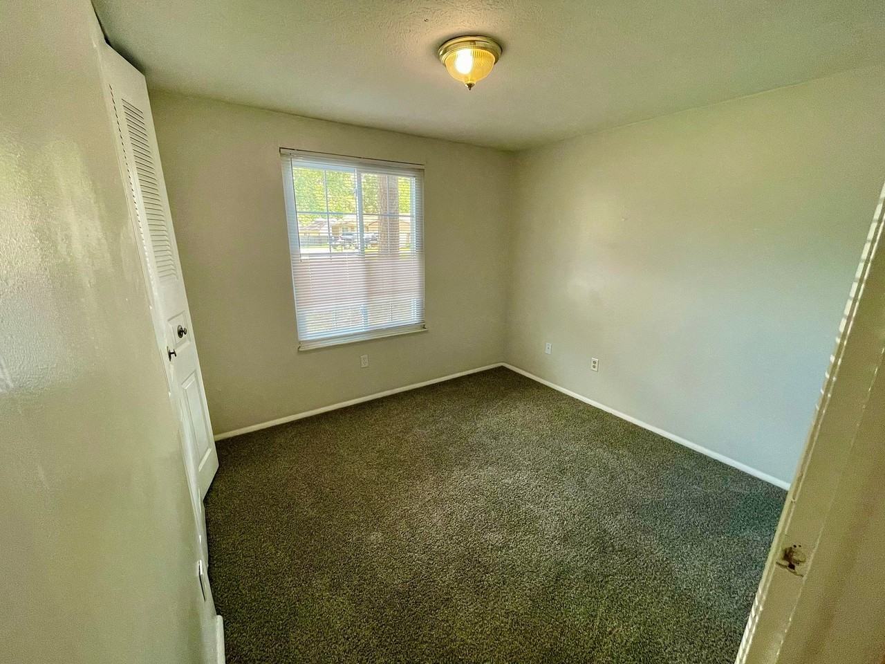 253 Castle Keep Ct - Photo 7 of 14