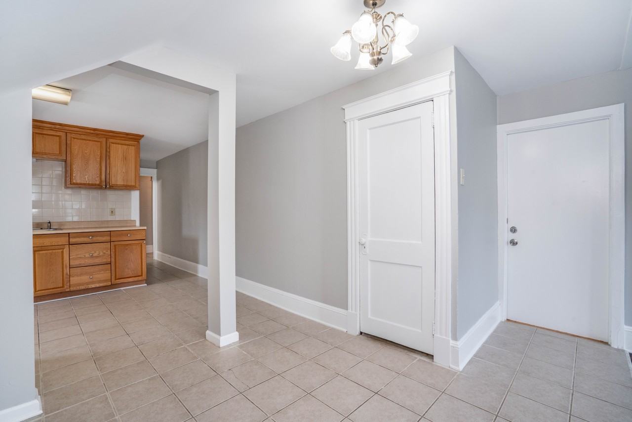 45 Maplewood Ave #3 - Photo 5 of 18