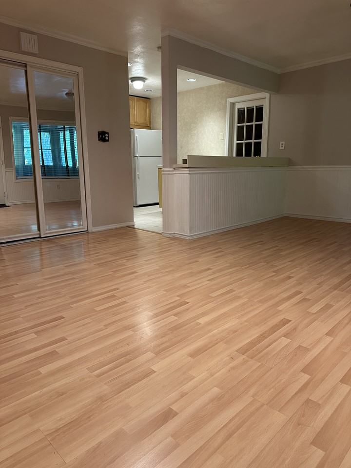 111 Amberly Dr #D - Photo 7 of 17