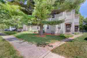 featured image of 1655 Southbend Dr #0