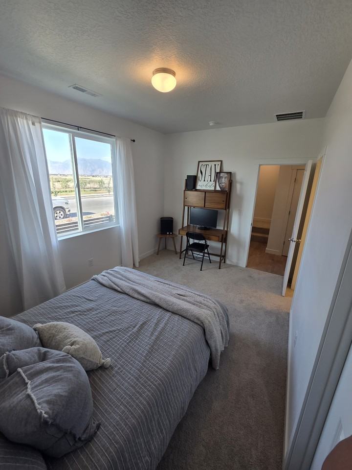 1355 E 1360 N #1355 - Photo 6 of 21