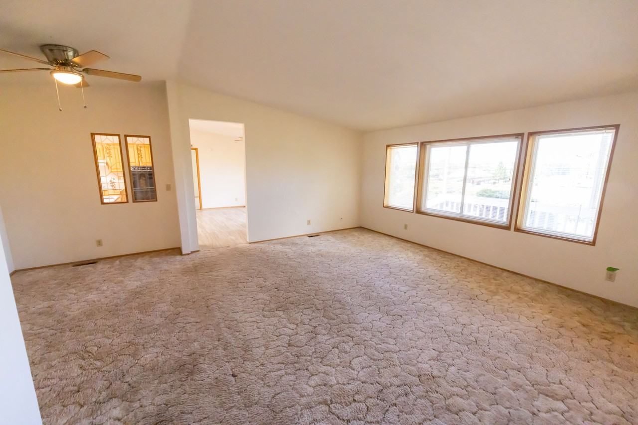 481 S Pomona Rd #NA - Photo 3 of 9
