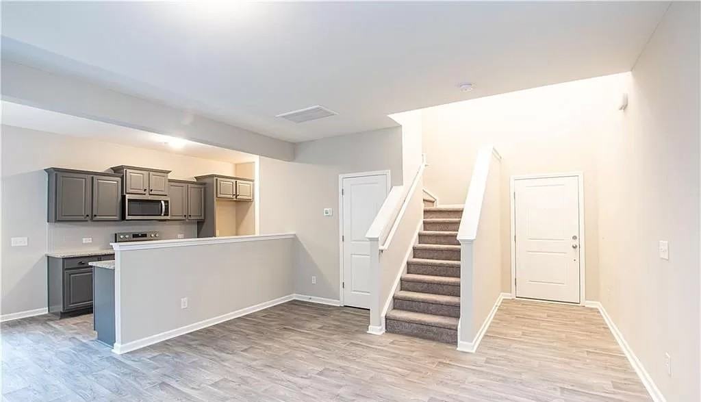 14010 Clayborn St #NA - Photo 3 of 20