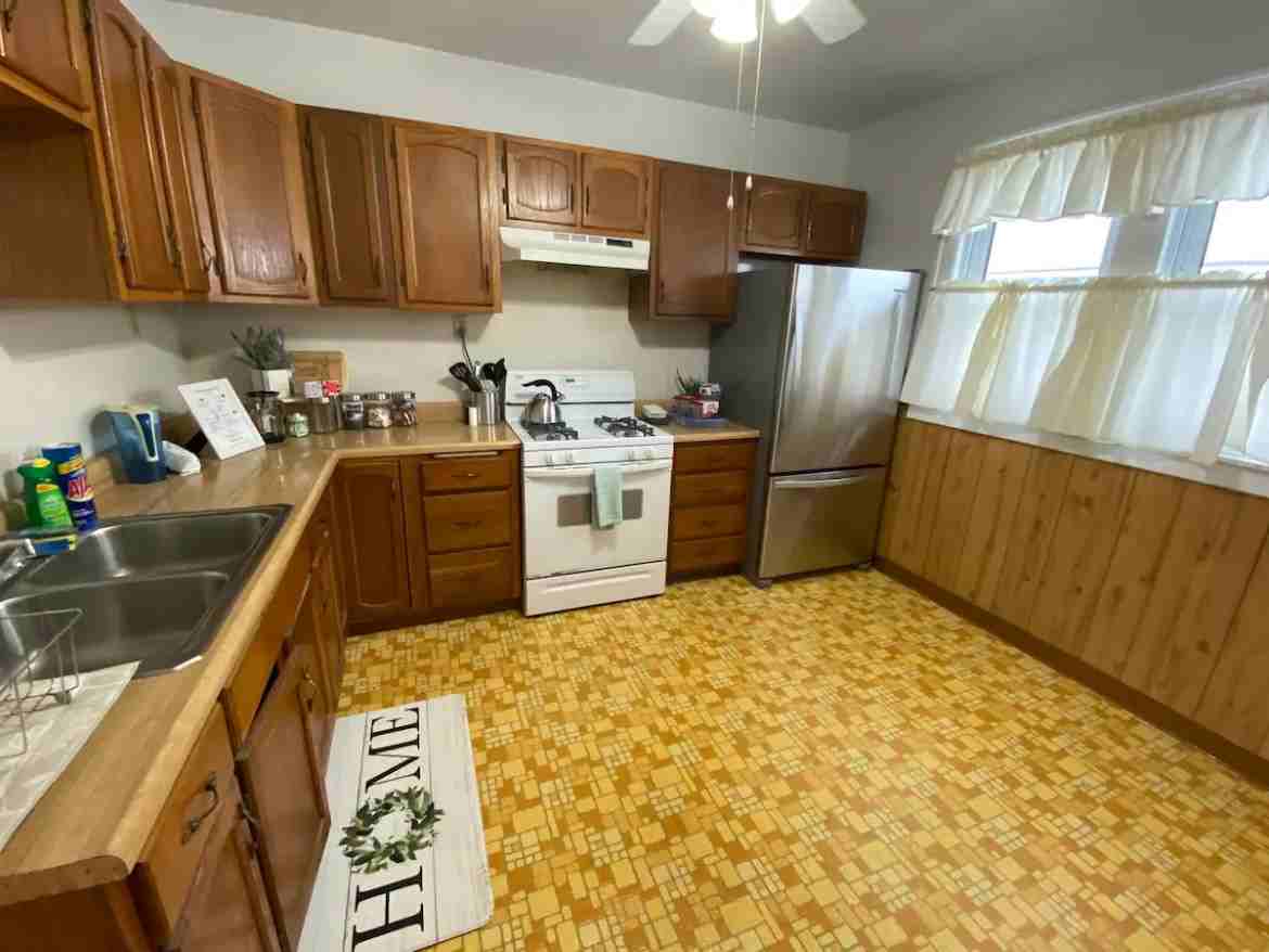2606 Sunset Ave #2 - Photo 4 of 8