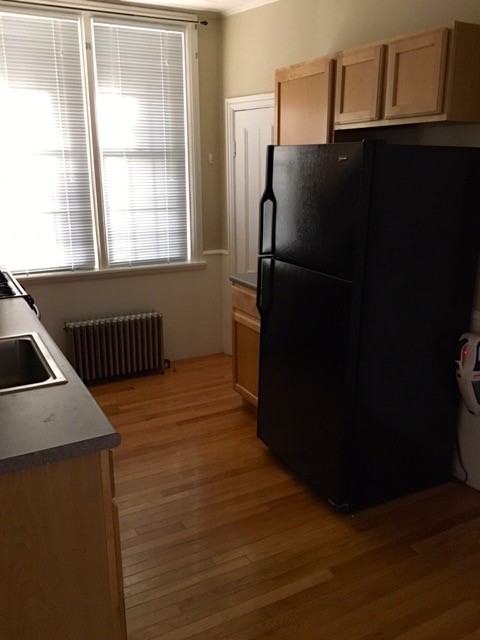 4 Garden St #1 - Photo 2 of 6