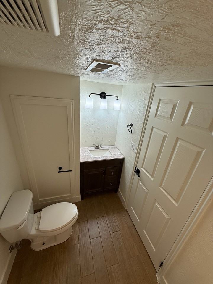 4333 Sw #1 - Photo 5 of 22