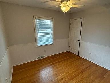 3564 Camelot Dr - Photo 6 of 11
