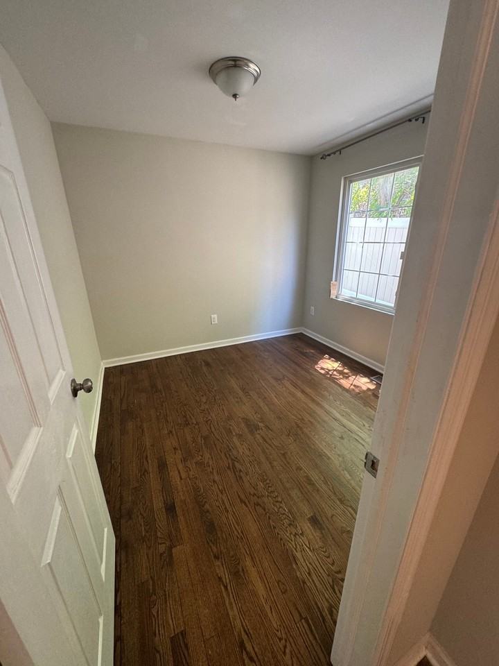 212 N Walnut St #A - Photo 6 of 15