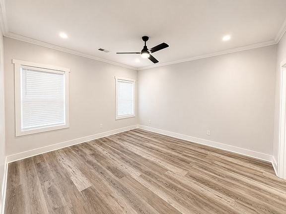 22 Owens St - Photo 4 of 14