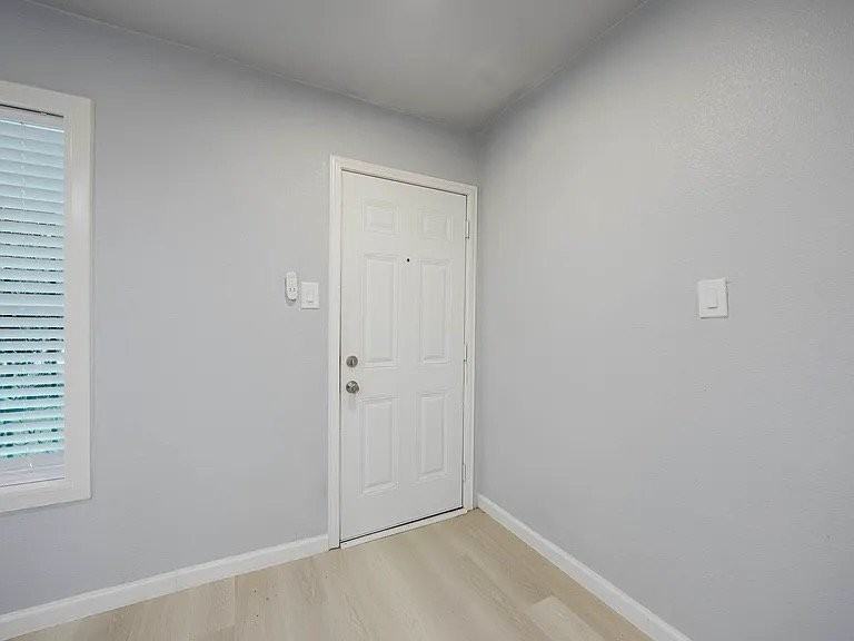 507 Fly St - Photo 4 of 10