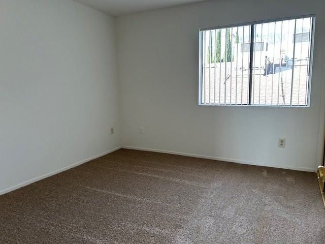 623 E Cypress Ave #301 - Photo 5 of 6
