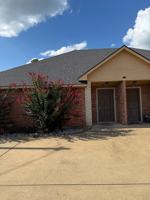 featured image of 121 Helane Ln #100