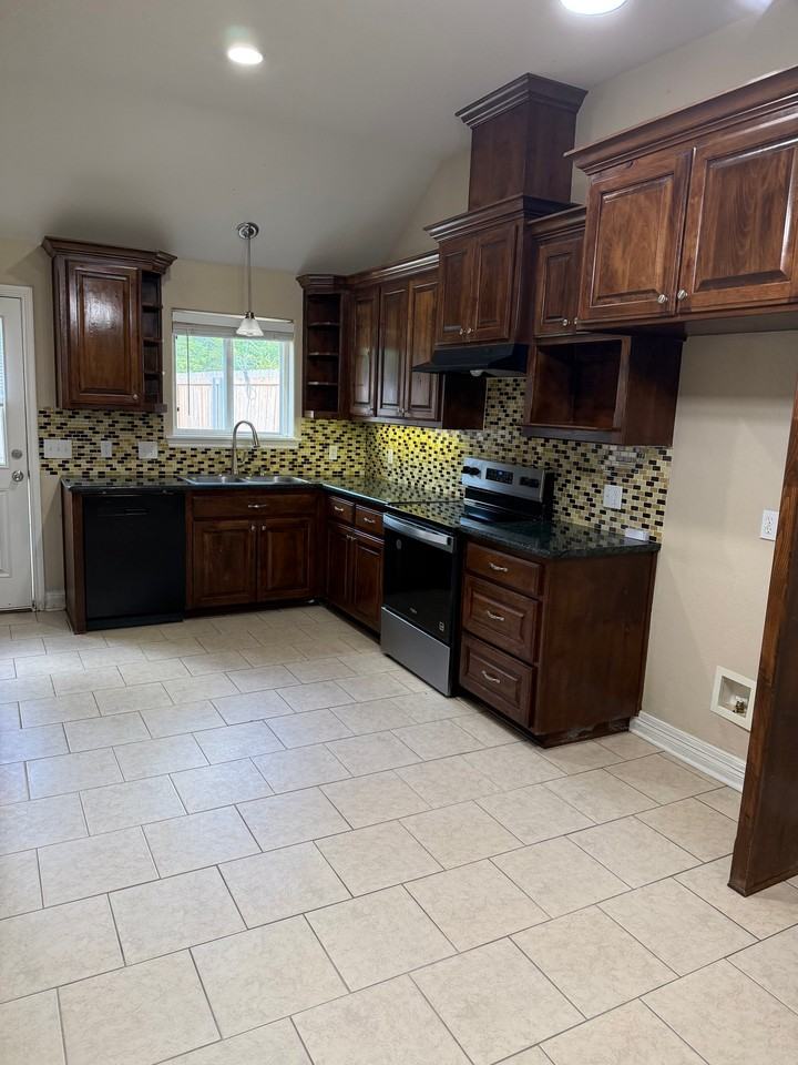 121 Helane Ln #100 - Photo 3 of 13