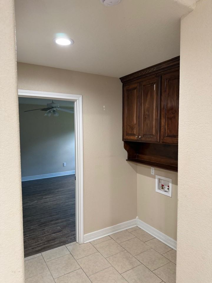 121 Helane Ln #100 - Photo 4 of 13