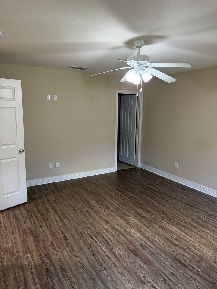 121 Helane Ln #100 - Photo 5 of 13