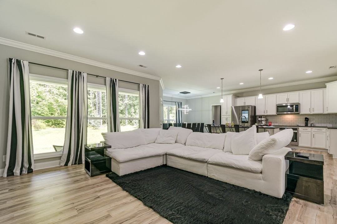 10262 Us Hwye - Photo 2 of 20