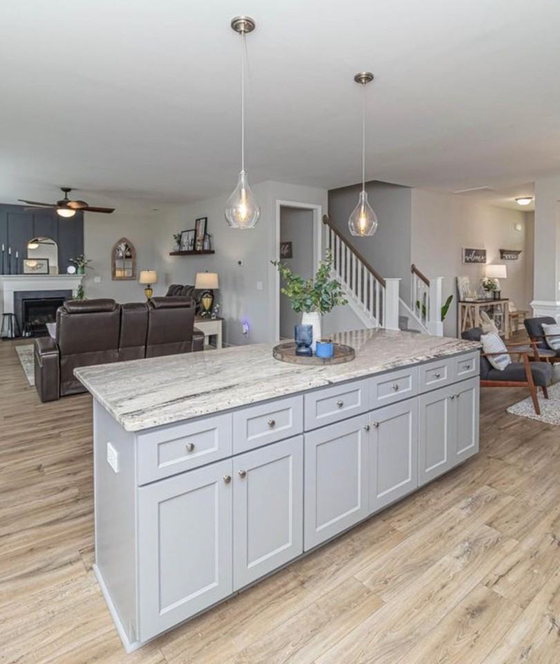 300 Stonebridge Dr - Photo 4 of 31