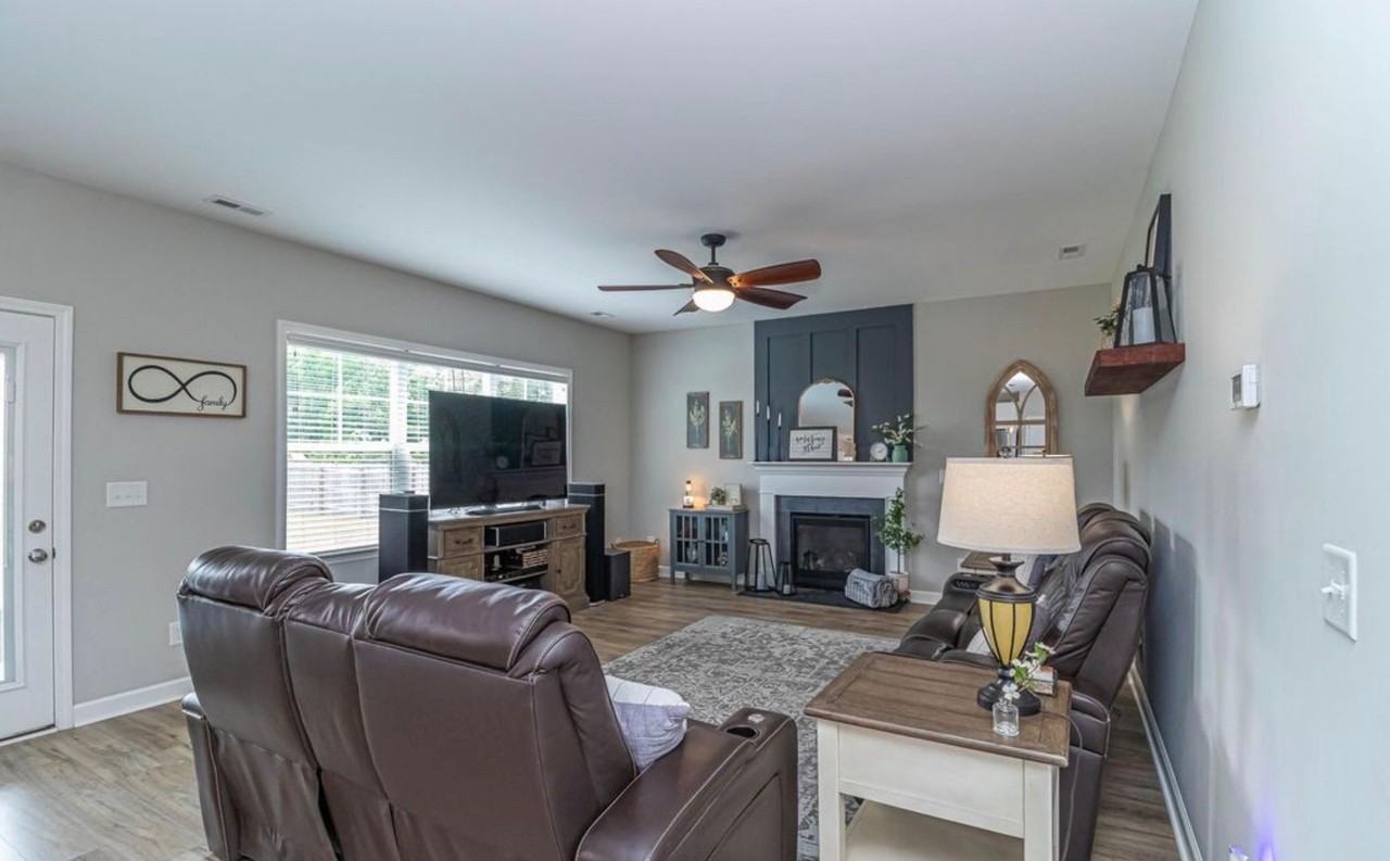 300 Stonebridge Dr - Photo 5 of 31