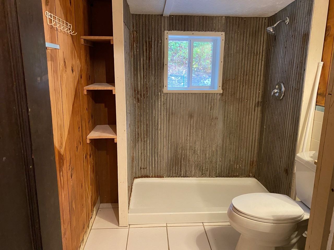 7009 Greenville Hwy - Photo 3 of 8