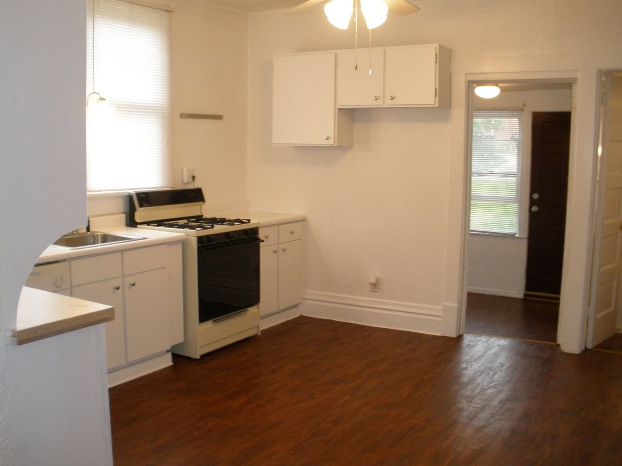 1715 Jackson St #1 - Photo 2 of 9
