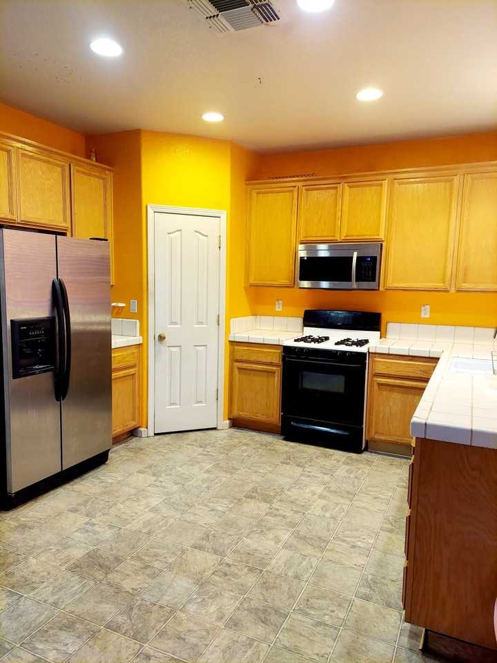 1625 Dreamy Way - Photo 2 of 3