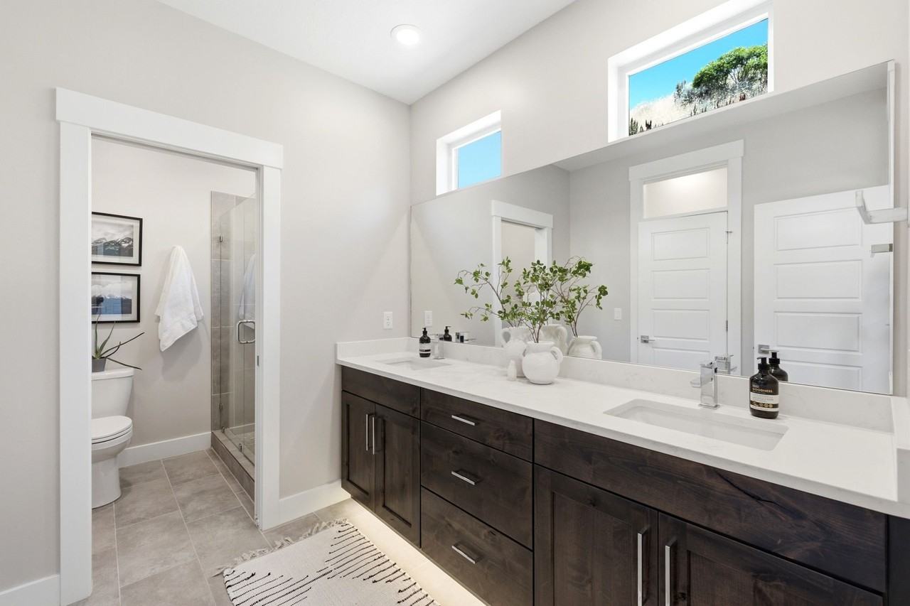4762 Southeast - Photo 5 of 20