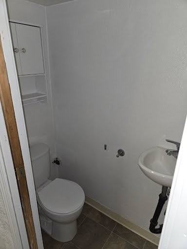 7945 Rogue River Hwy - Photo 3 of 5