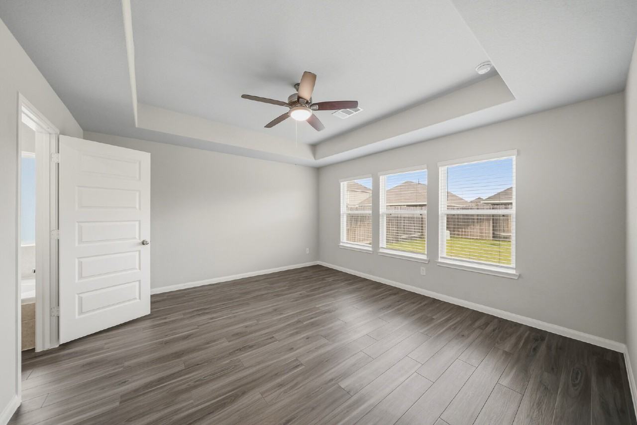 5327 Briana Dee Dr - Photo 2 of 14