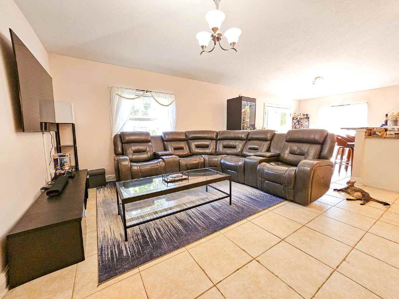 1044 Bernice Rd - Photo 6 of 18