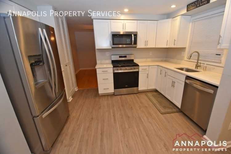 528 Bay Green Dr - Photo 2 of 30