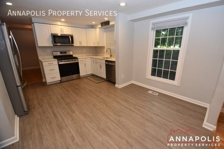528 Bay Green Dr - Photo 5 of 30