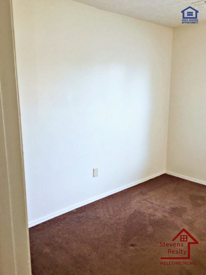 169 Dogwood Pointe Dr #2 - Photo 7 of 9