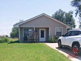 featured image of 1302 Sw Texas Ave