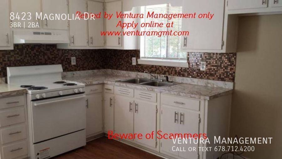 8423 Magnolia Dr - Photo 2 of 9