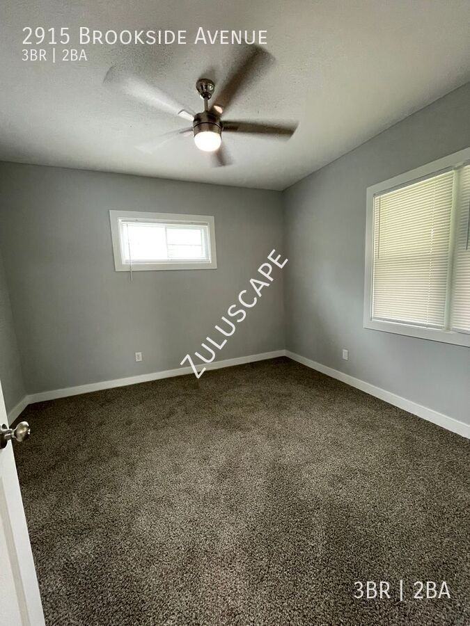 2915 Brookside Ave - Photo 3 of 12