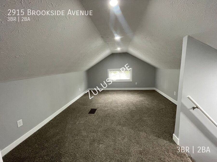 2915 Brookside Ave - Photo 7 of 12