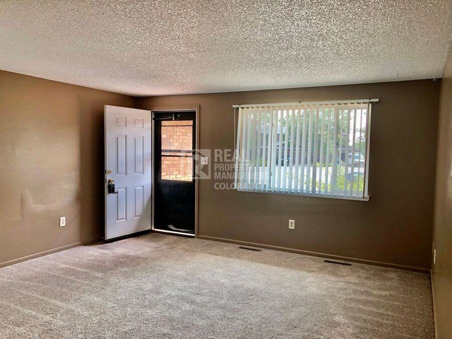 3669 Butternut Dr - Photo 3 of 14