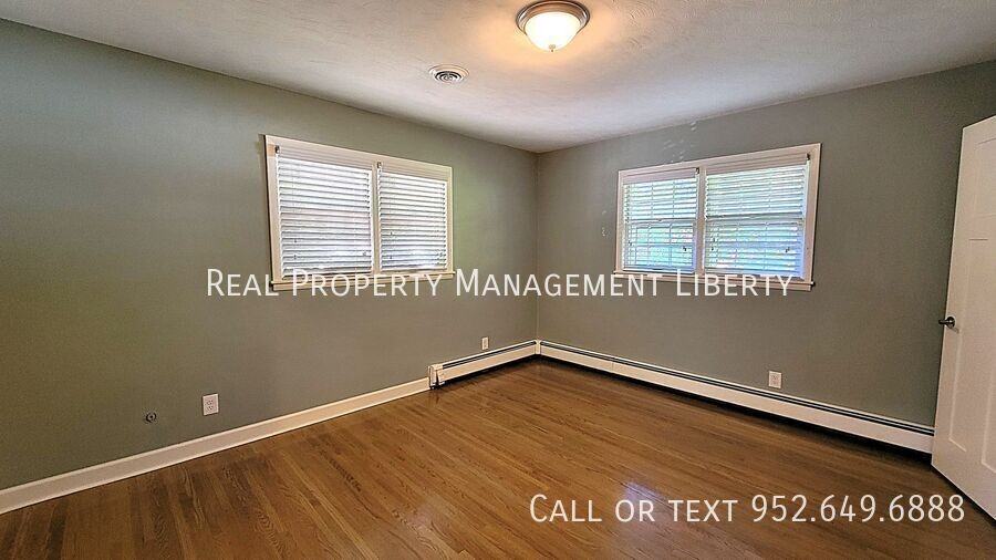1021 Fremont St - Photo 5 of 14